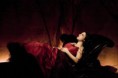 /album/galeria-de-fotos-pagina-inicial/amy-em-sweet-sacrifice-jpg/